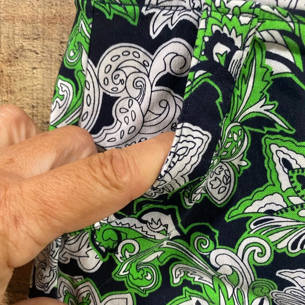 Crown & Ivy Navy & Green Printed Skort Size 8